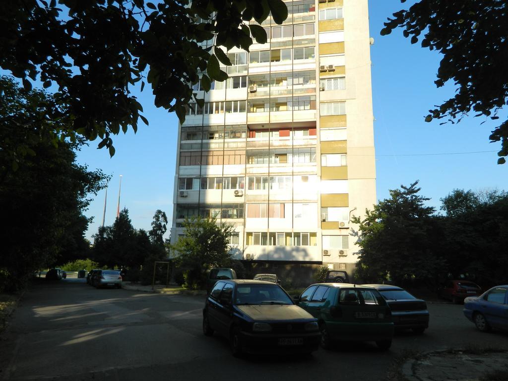 Happy Vacation 2 Apartamento Varna Exterior foto